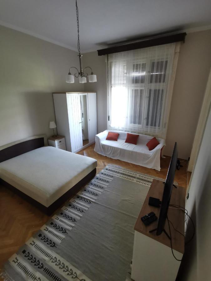 Antikvilla Apartman Seghedin Exterior foto